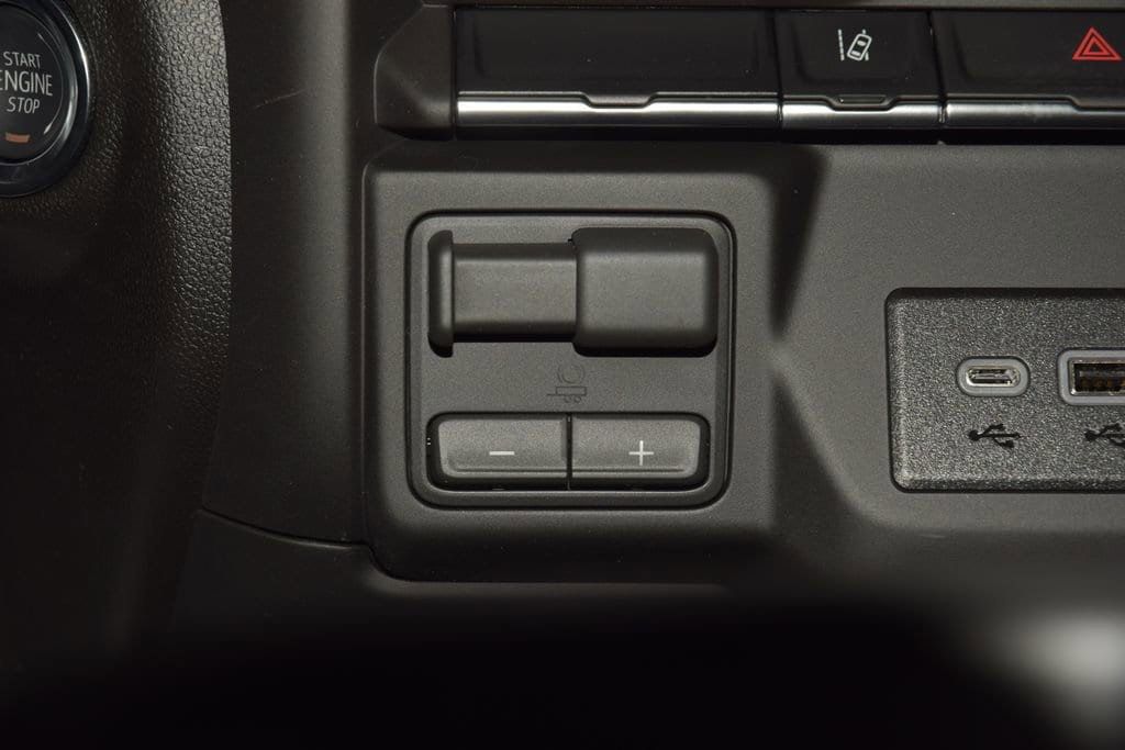 2026 Chevrolet Silverado 3500HD 4WD Crew Cab 172" Work Truck - 23012366 - 23