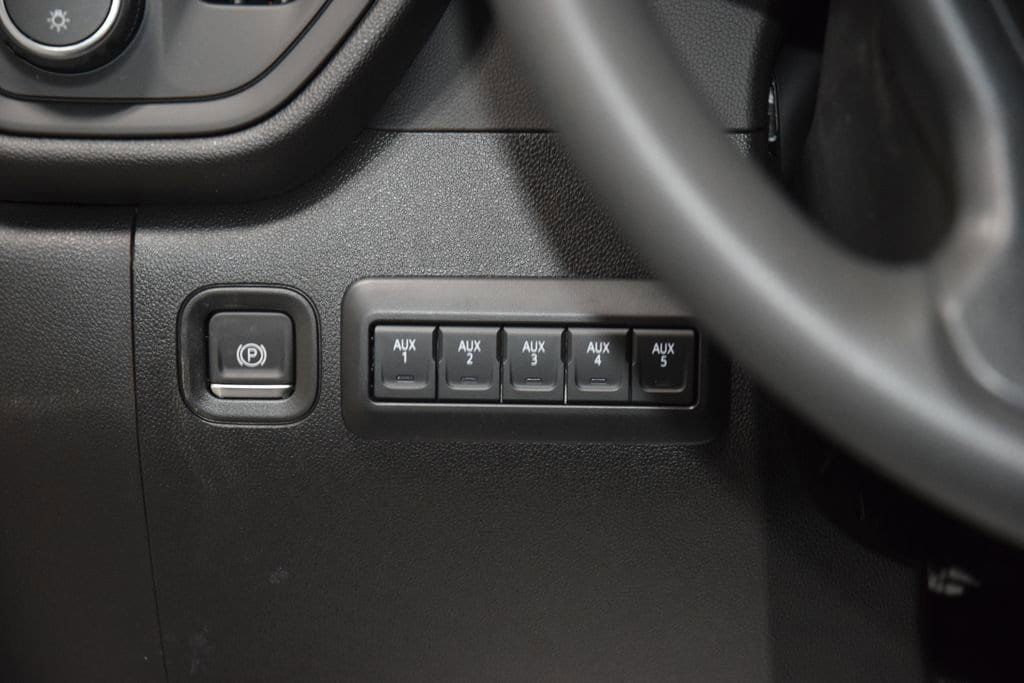 2026 Chevrolet Silverado 3500HD 4WD Crew Cab 172" Work Truck - 23012366 - 27