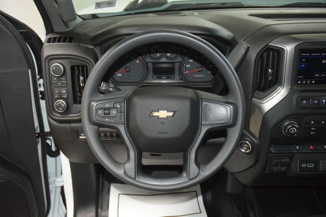 2026 Chevrolet Silverado 3500HD 4WD Crew Cab 172" Work Truck - 23012366 - 28