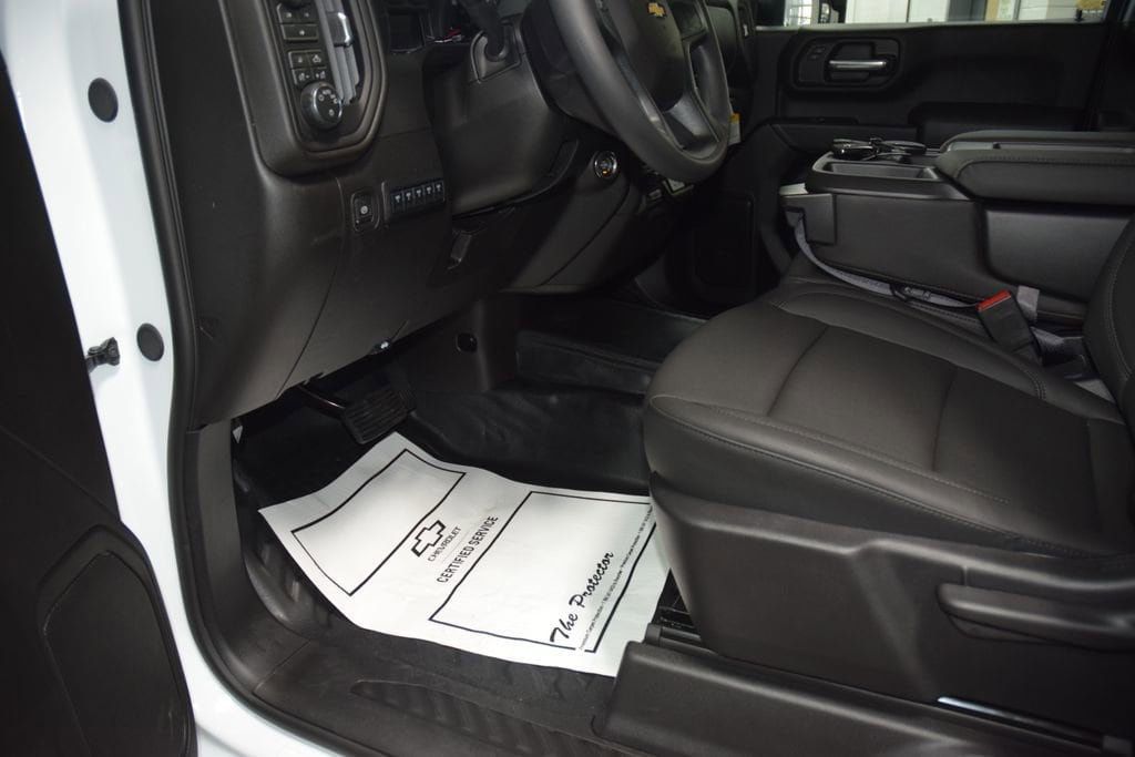2026 Chevrolet Silverado 3500HD 4WD Crew Cab 172" Work Truck - 23012366 - 30