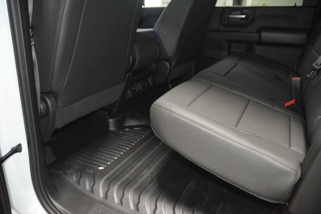 2026 Chevrolet Silverado 3500HD 4WD Crew Cab 172" Work Truck - 23012366 - 33