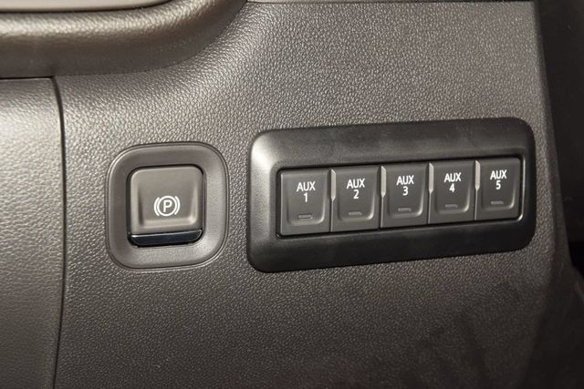 2026 Chevrolet Silverado 3500HD 4WD Crew Cab 172" Work Truck - 23012371 - 29