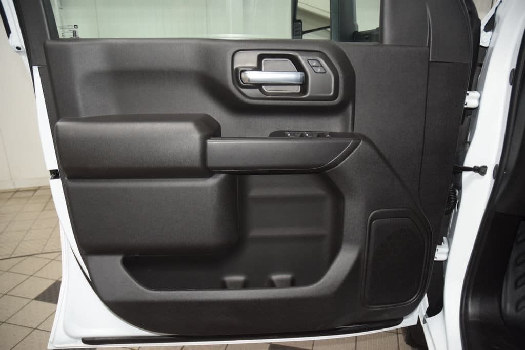 2026 Chevrolet Silverado 3500HD 4WD Crew Cab 172" Work Truck - 23012371 - 39