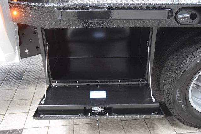 2026 Chevrolet Silverado 3500HD 4WD Crew Cab 172" Work Truck - 23012371 - 44