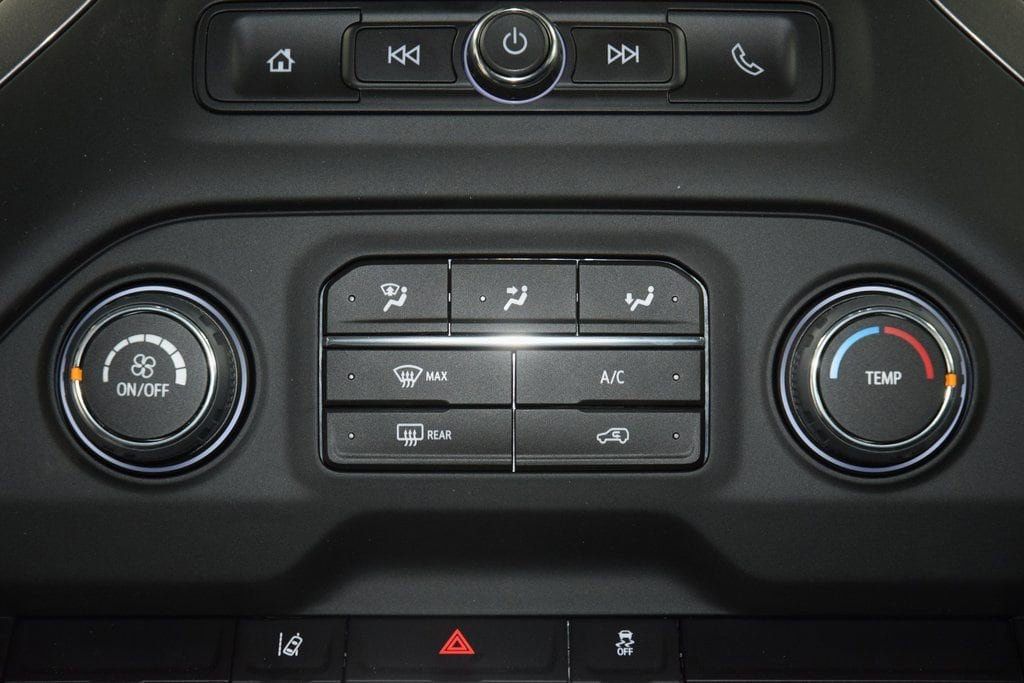 2026 Chevrolet Silverado 3500HD 4WD Crew Cab 172" Work Truck - 23012376 - 22