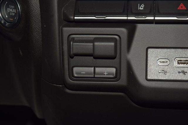 2026 Chevrolet Silverado 3500HD 4WD Crew Cab 172" Work Truck - 23012376 - 24