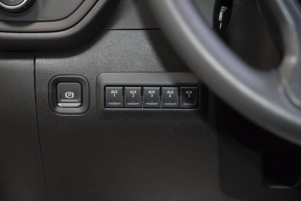 2026 Chevrolet Silverado 3500HD 4WD Crew Cab 172" Work Truck - 23012376 - 27