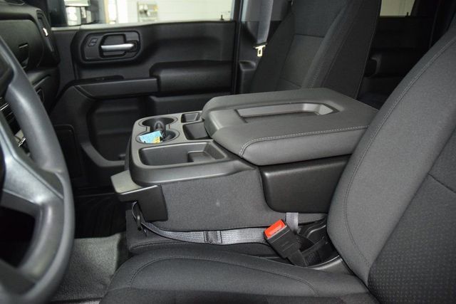 2026 Chevrolet Silverado 3500HD 4WD Crew Cab 172" Work Truck - 23012376 - 32