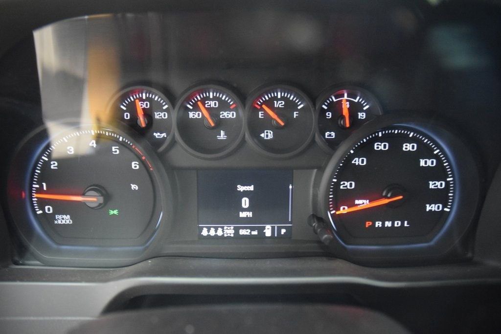 2026 Chevrolet Silverado 3500HD 4WD Crew Cab 172" Work Truck - 23012376 - 40