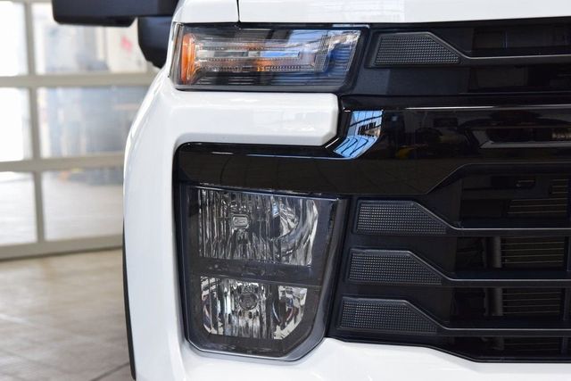 2026 Chevrolet Silverado 3500HD 4WD Crew Cab 172" Work Truck - 23012376 - 5