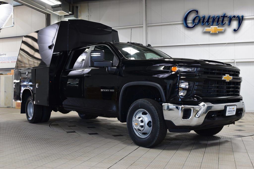 2026 Chevrolet Silverado 3500HD 4WD Crew Cab 172" Work Truck - 23012377 | Video 1