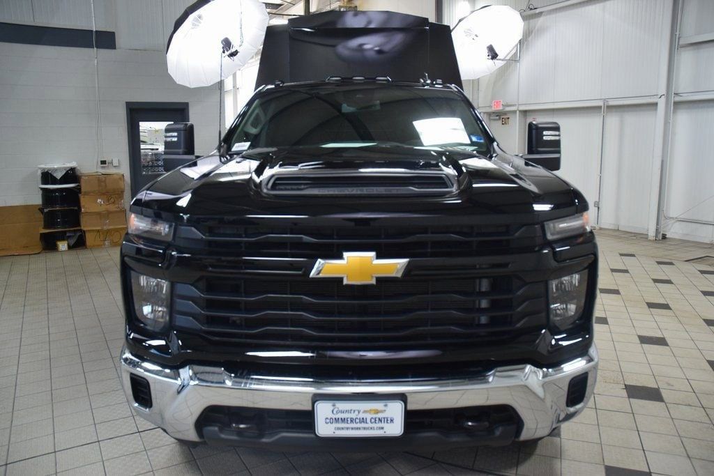 2026 Chevrolet Silverado 3500HD 4WD Crew Cab 172" Work Truck - 23012377 - 1