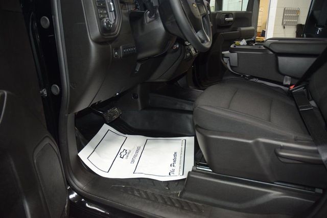 2026 Chevrolet Silverado 3500HD 4WD Crew Cab 172" Work Truck - 23012377 - 29