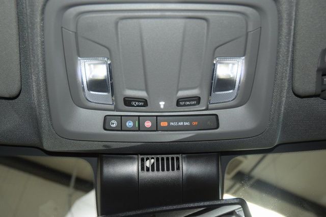 2026 Chevrolet Silverado 3500HD 4WD Crew Cab 172" Work Truck - 23012377 - 37