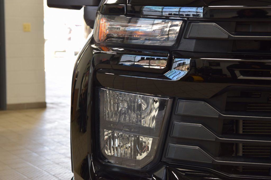 2026 Chevrolet Silverado 3500HD 4WD Crew Cab 172" Work Truck - 23012377 - 5