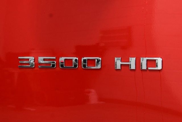 2026 Chevrolet Silverado 3500HD 4WD Crew Cab 172" Work Truck - 23012389 - 9