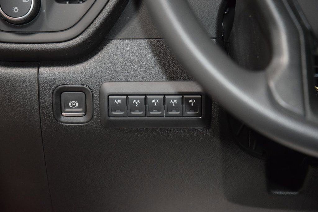 2026 Chevrolet Silverado 3500HD 4WD Crew Cab 172" Work Truck - 23012389 - 24