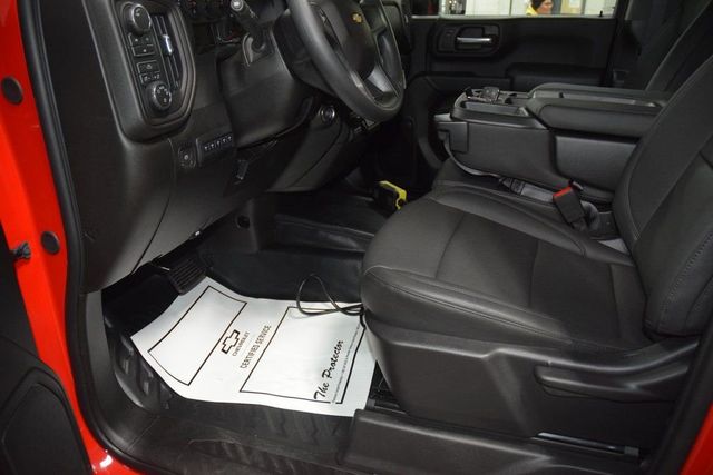 2026 Chevrolet Silverado 3500HD 4WD Crew Cab 172" Work Truck - 23012389 - 27