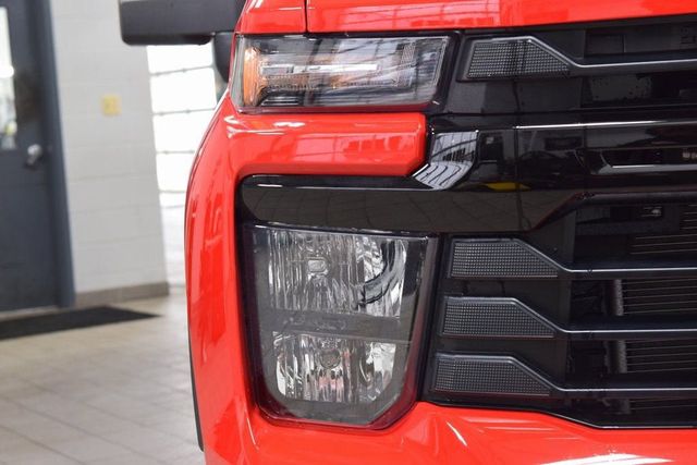 2026 Chevrolet Silverado 3500HD 4WD Crew Cab 172" Work Truck - 23012389 - 5