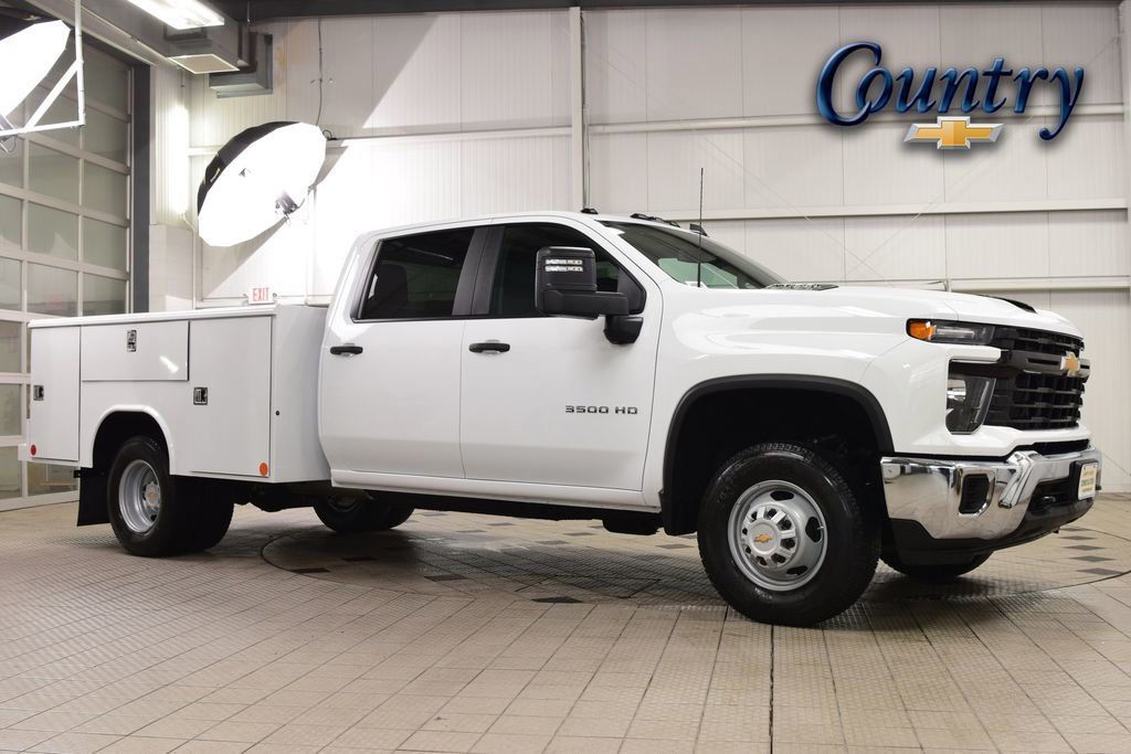 2026 Chevrolet Silverado 3500HD 4WD Crew Cab 172" Work Truck - 23012393 | Video 1