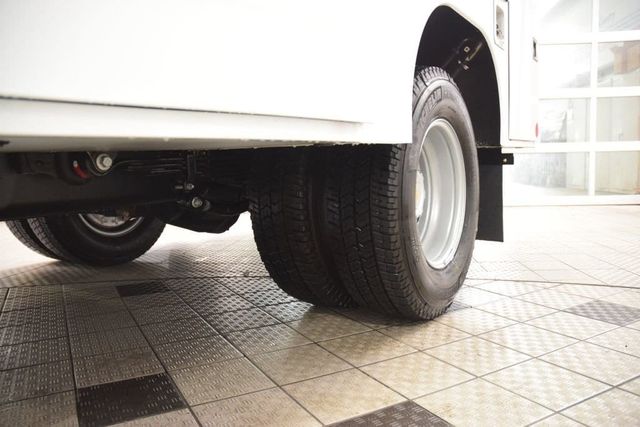 2026 Chevrolet Silverado 3500HD 4WD Crew Cab 172" Work Truck - 23012393 - 17