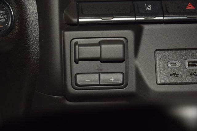 2026 Chevrolet Silverado 3500HD 4WD Crew Cab 172" Work Truck - 23012393 - 25