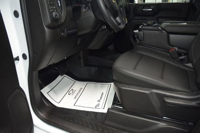 2026 Chevrolet Silverado 3500HD 4WD Crew Cab 172" Work Truck - 23012393 - 31