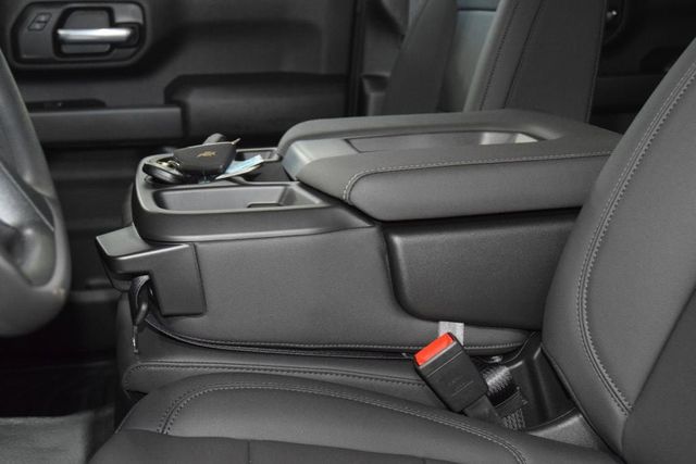 2026 Chevrolet Silverado 3500HD 4WD Crew Cab 172" Work Truck - 23012393 - 32