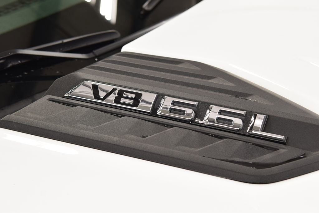 2026 Chevrolet Silverado 3500HD 4WD Crew Cab 172" Work Truck - 23012393 - 8