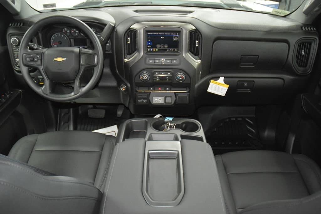 2026 Chevrolet Silverado 3500HD 4WD Crew Cab 172" Work Truck - 23012396 - 22