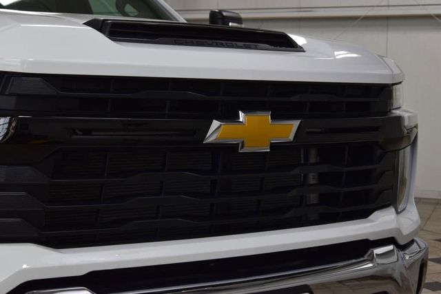 2026 Chevrolet Silverado 3500HD 4WD Crew Cab 172" Work Truck - 23012396 - 5