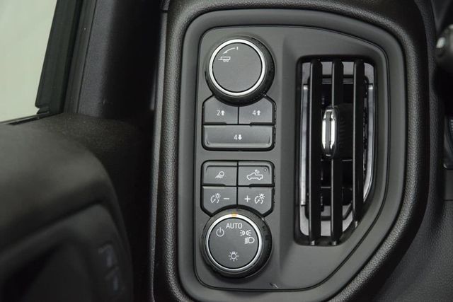 2026 Chevrolet Silverado 3500HD 4WD Crew Cab 172" Work Truck - 23016122 - 28
