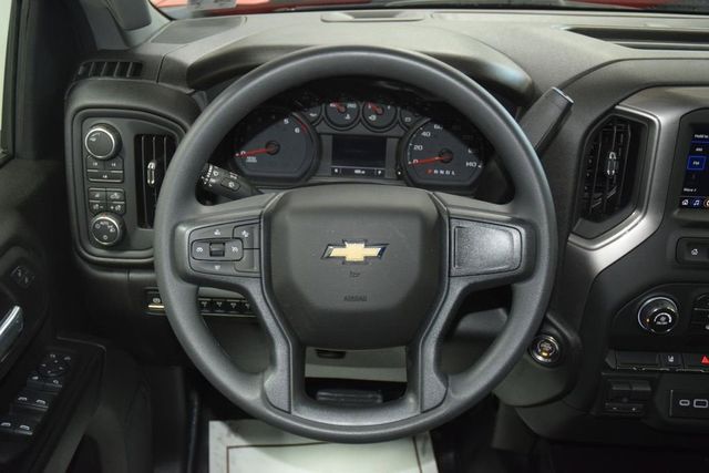 2026 Chevrolet Silverado 3500HD 4WD Crew Cab 172" Work Truck - 23016122 - 30