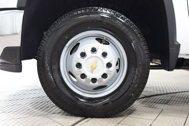 2026 Chevrolet Silverado 3500HD 4WD Crew Cab 172" Work Truck - 23038088 - 17