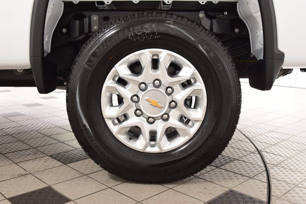 2026 Chevrolet Silverado 3500HD 4WD Crew Cab 172" Work Truck - 23040835 - 26