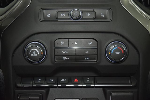 2026 Chevrolet Silverado 3500HD 4WD Crew Cab 172" Work Truck - 23040835 - 32
