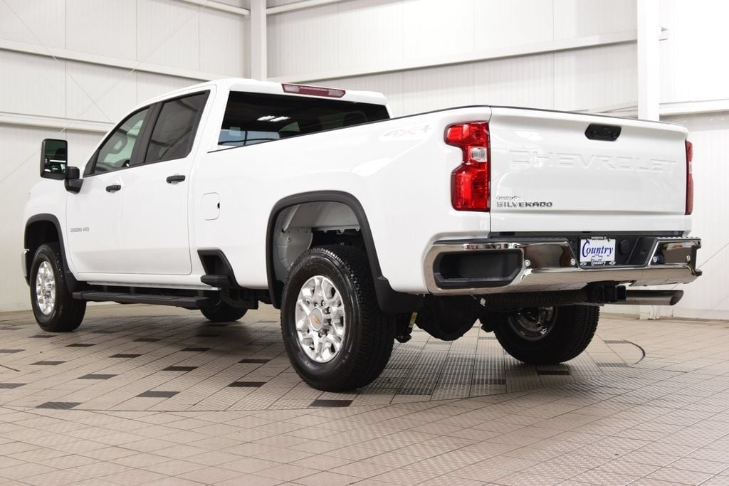 2026 Chevrolet Silverado 3500HD 4WD Crew Cab 172" Work Truck - 23040835 - 5