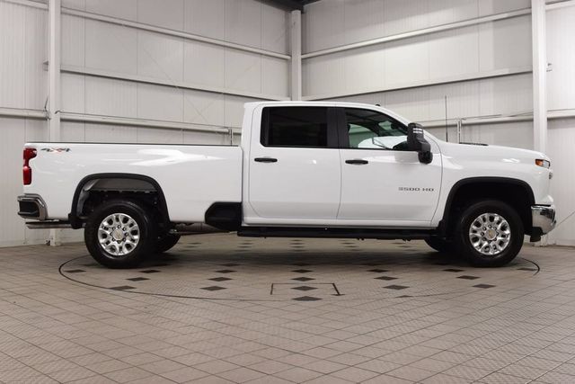 2026 Chevrolet Silverado 3500HD 4WD Crew Cab 172" Work Truck - 23051458 - 8
