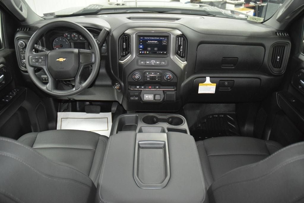 2026 Chevrolet Silverado 3500HD 4WD Crew Cab 172" Work Truck - 23055229 - 23