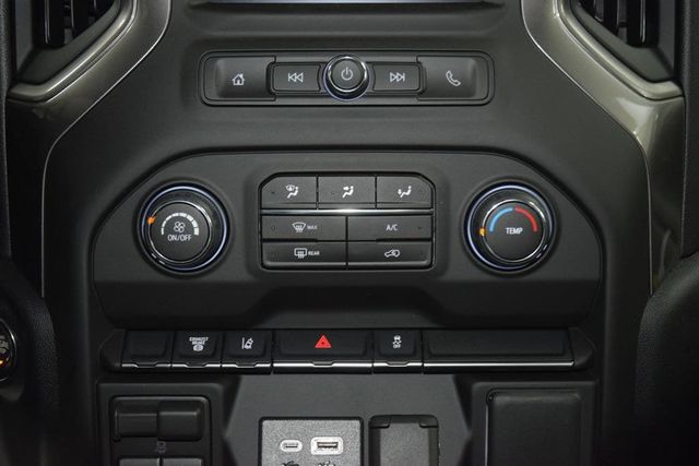 2026 Chevrolet Silverado 3500HD 4WD Crew Cab 172" Work Truck - 23055229 - 26