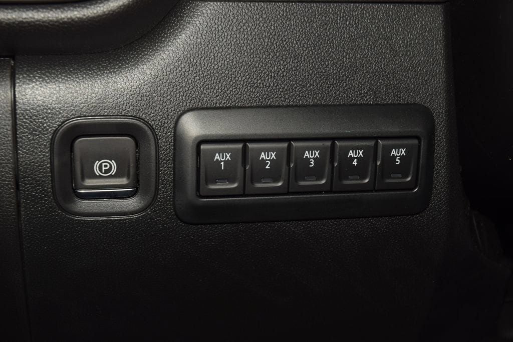 2026 Chevrolet Silverado 3500HD 4WD Crew Cab 172" Work Truck - 23055229 - 29