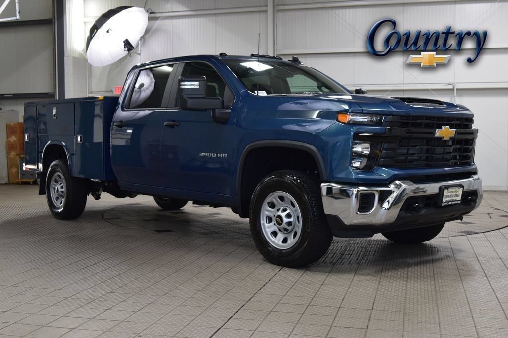 2026 Chevrolet Silverado 3500HD 4WD Crew Cab 172" Work Truck - 23055230 | Video 1
