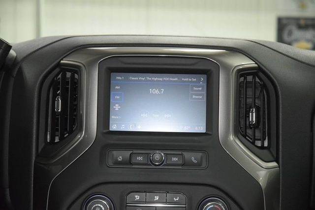 2026 Chevrolet Silverado 3500HD 4WD Crew Cab 172" Work Truck - 23055230 - 25