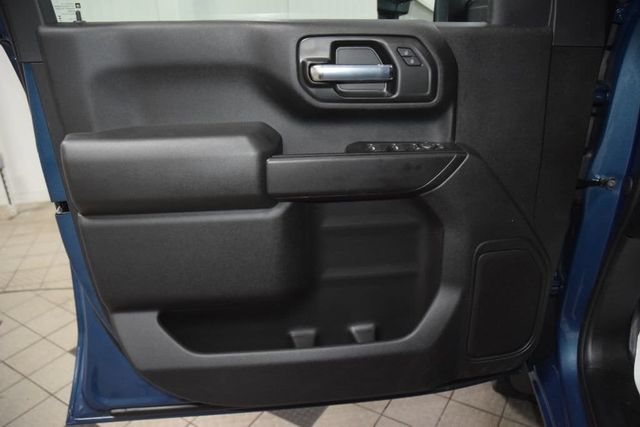 2026 Chevrolet Silverado 3500HD 4WD Crew Cab 172" Work Truck - 23055230 - 39