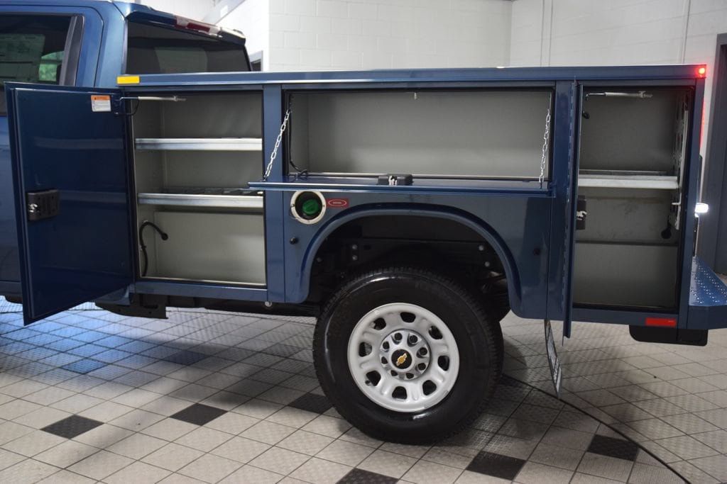 2026 Chevrolet Silverado 3500HD 4WD Crew Cab 172" Work Truck - 23055230 - 44