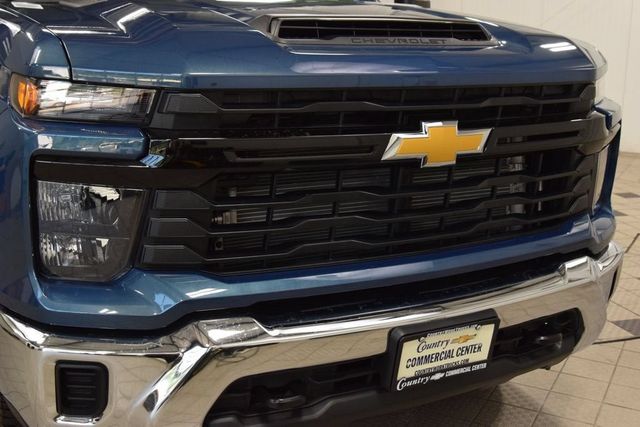 2026 Chevrolet Silverado 3500HD 4WD Crew Cab 172" Work Truck - 23055230 - 7