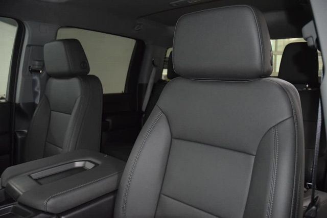 2026 Chevrolet Silverado 3500HD 4WD Crew Cab 172" Work Truck - 23055231 - 35