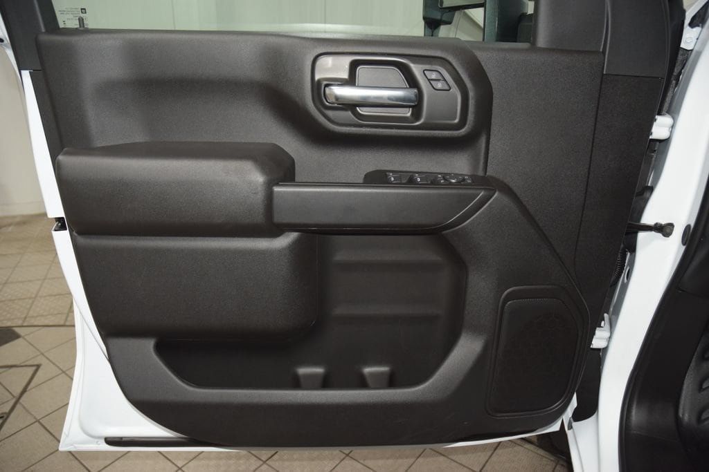 2026 Chevrolet Silverado 3500HD 4WD Crew Cab 172" Work Truck - 23055231 - 39