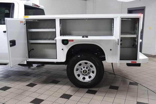 2026 Chevrolet Silverado 3500HD 4WD Crew Cab 172" Work Truck - 23055231 - 44