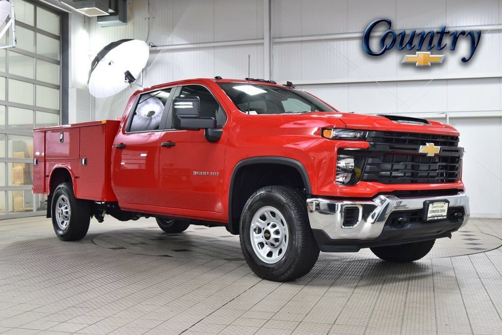 2026 Chevrolet Silverado 3500HD 4WD Crew Cab 172" Work Truck - 23055232 | Video 1
